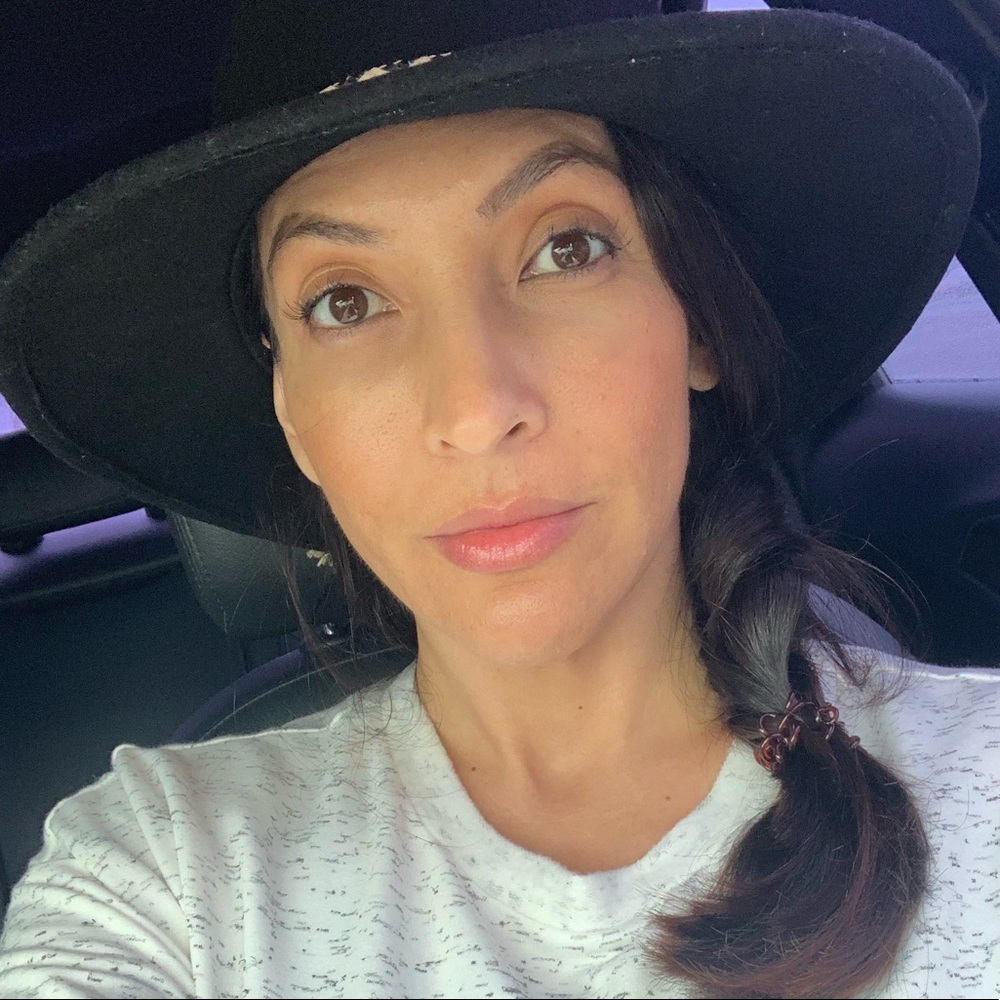 Meet your Posher, Seleyna